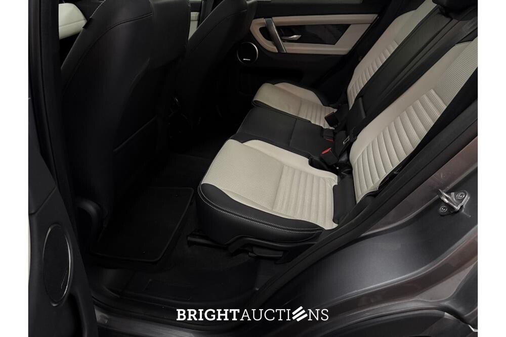 Land Rover Discovery Sport P300e R-Dynamic HSE 1.5 309pk 2023 (Origineel-NL), T-032-SX