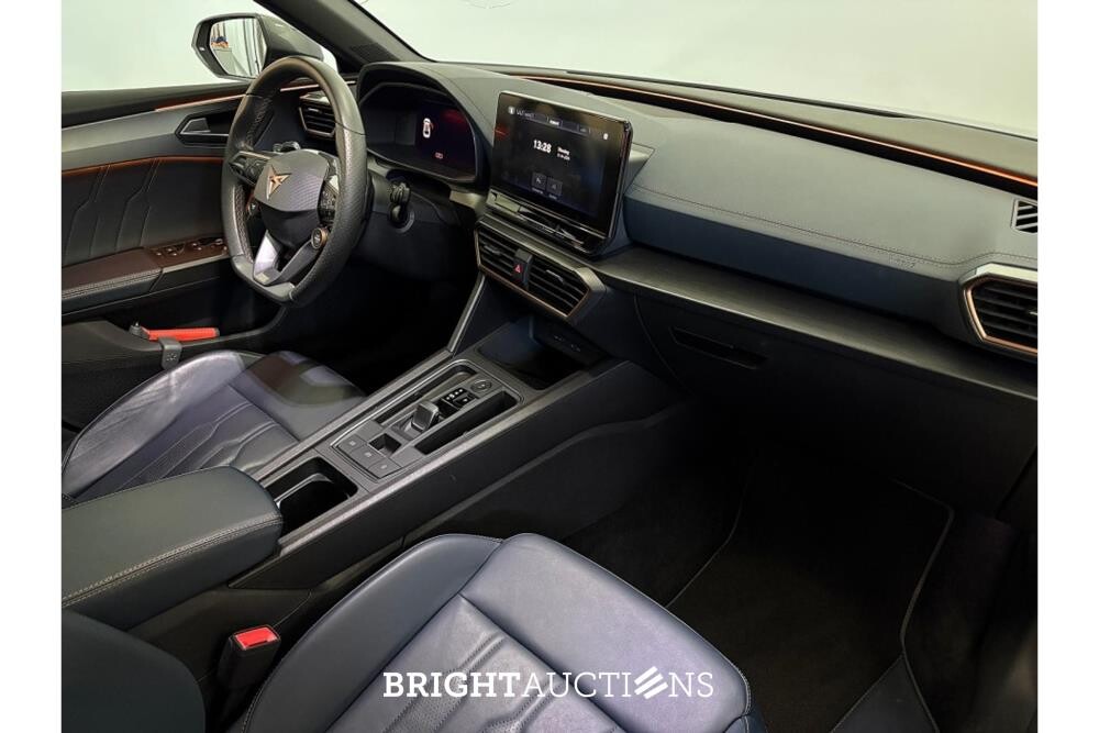 CUPRA Leon E-Hybrid VZ Copper Edition 1.4 258pk 2021 (Origineel-NL), L-245-XX