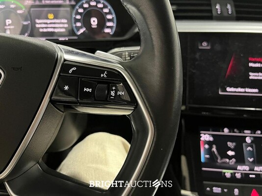 Audi e-tron 50 edition Quattro 71 kWh 313pk 2021 (Origineel-NL), K-738-RV