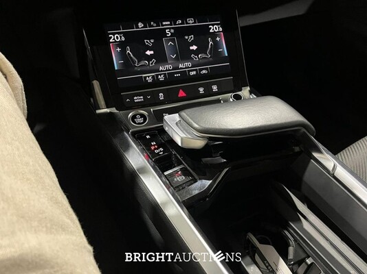 Audi e-tron 50 edition Quattro 71 kWh 313pk 2021 (Origineel-NL), K-738-RV