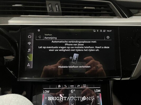 Audi e-tron 55 edition Quattro 95 kWh 408pk 2022 (Origineel-NL), R-205-DL
