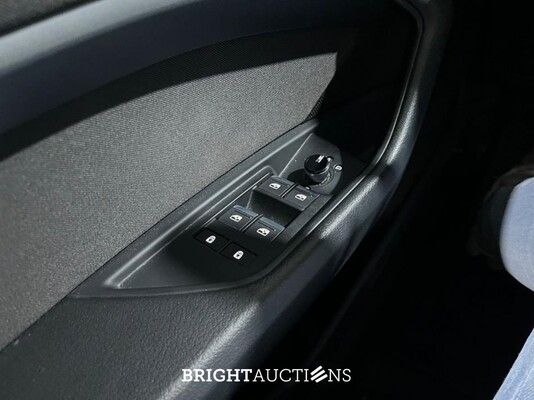Audi e-tron Sportback 55 edition Quattro 95 kWh 408pk 2021 (Origineel-NL), K-218-ZH