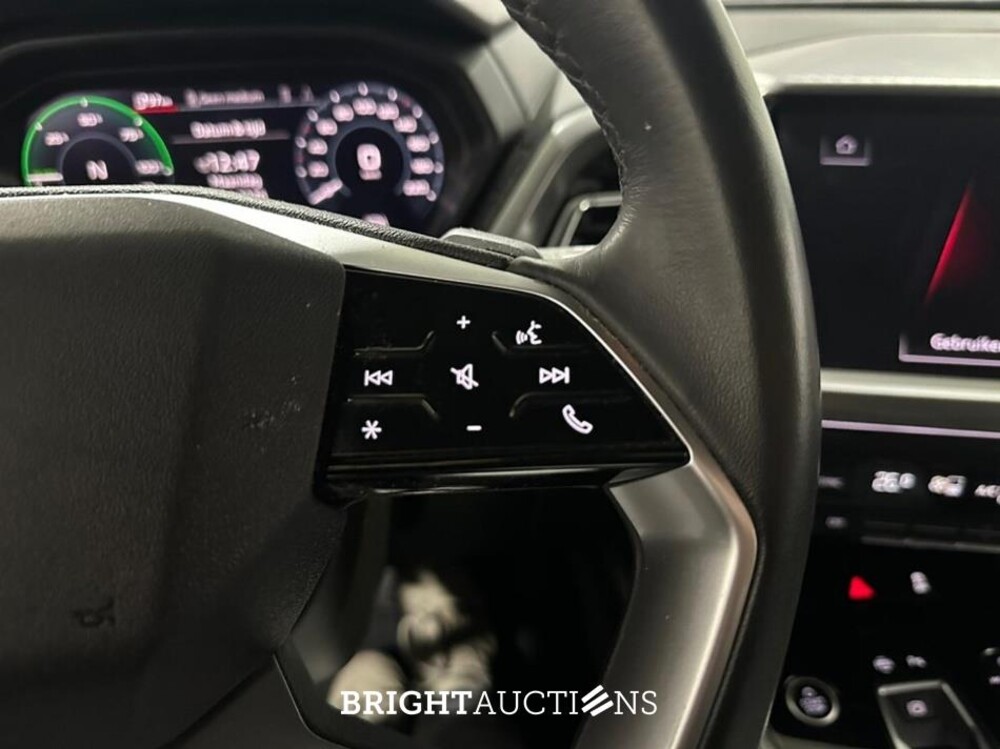 Audi Q4 e-tron 40 Advanced edition 77 kWh 204pk 2023 (Origineel-NL), S-393-JR