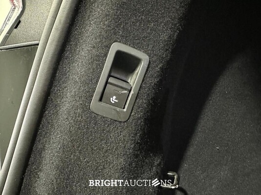 Audi Q4 e-tron 40 Advanced edition 77 kWh 204pk 2023 (Origineel-NL), S-393-JR