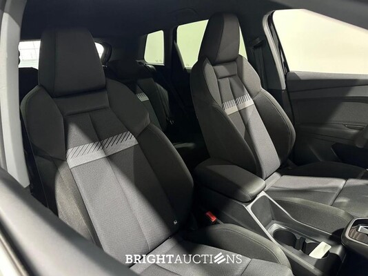 Audi Q4 e-tron 40 Advanced edition 77 kWh 204pk 2023 (Origineel-NL), S-393-JR