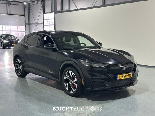 Ford Mustang Mach-E AWD 75 kWh 258hp 2021 (Original-NL), L-890-ZD