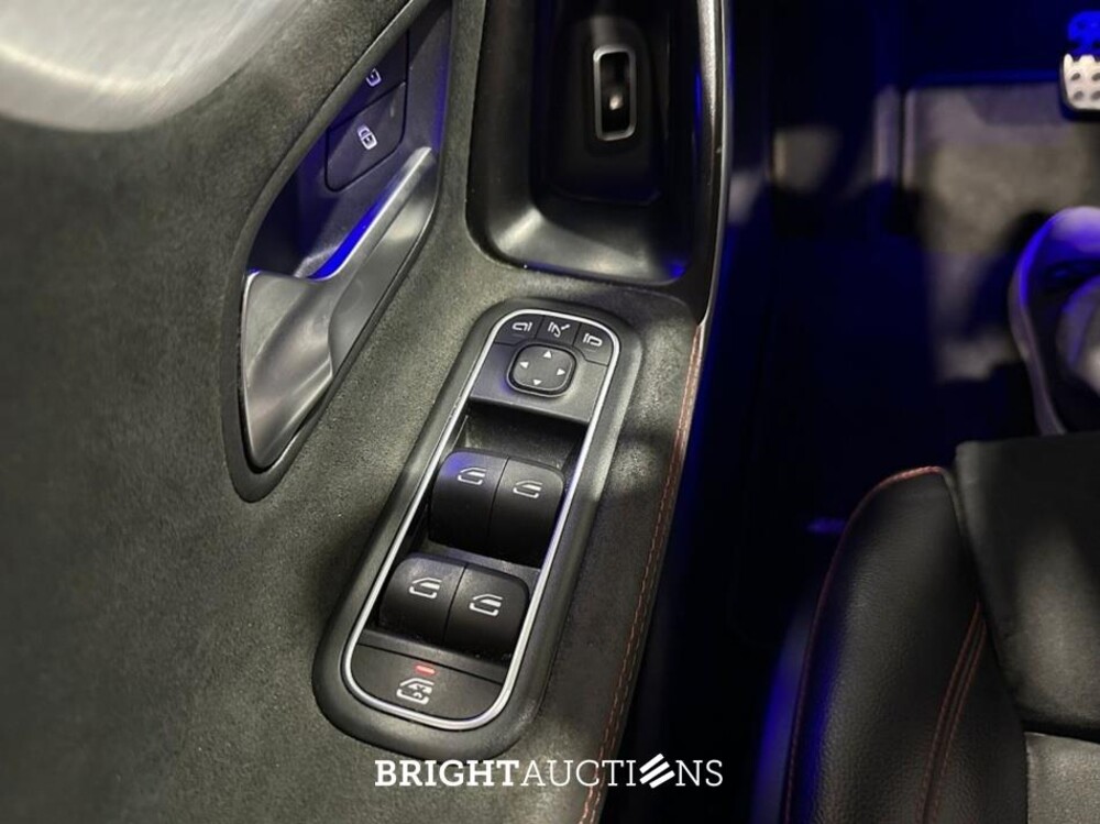 Mercedes-Benz CLA 250 e Business Solution AMG Limited 262pk 2021 (Origineel-NL) CLA-Klasse, L-938-SP