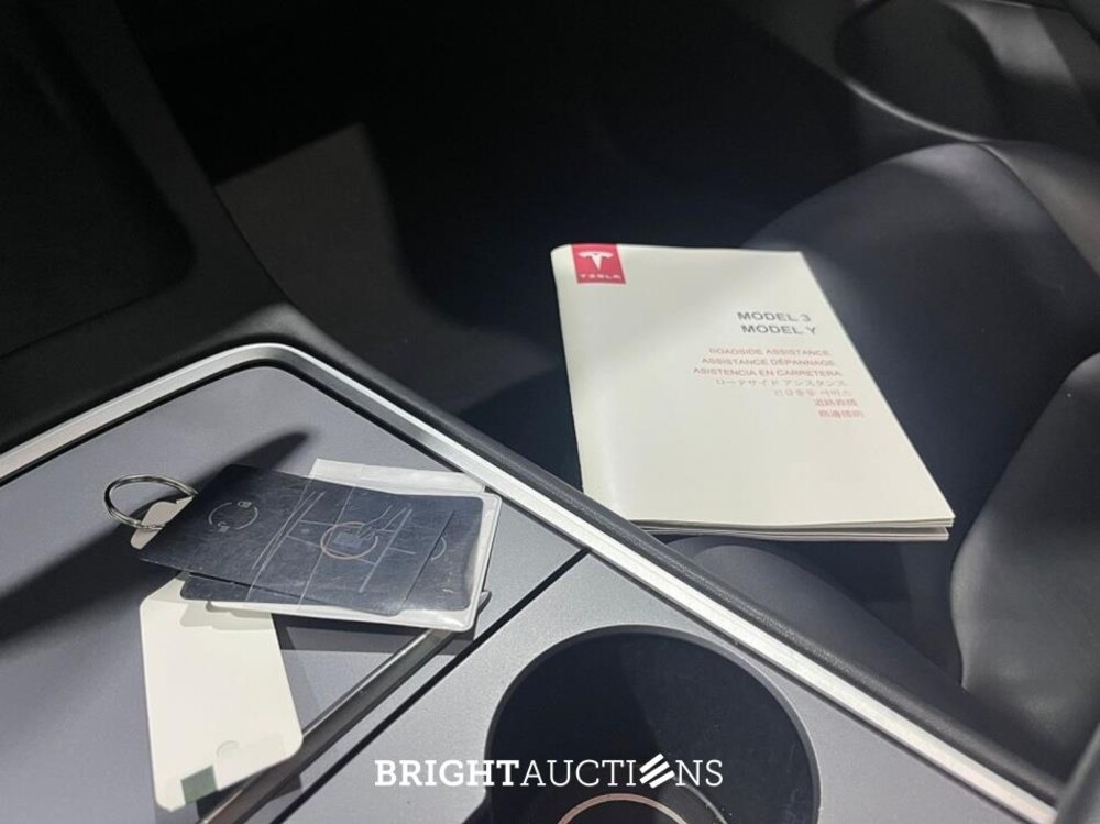 Tesla Model 3 Standard RWD Plus 60 kWh 238pk 2021 (Origineel-NL), K-915-VR