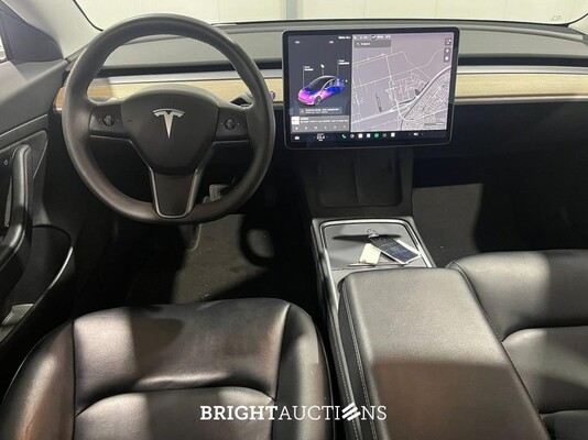 Tesla Model 3 Standard RWD Plus 60 kWh 238pk 2021 (Origineel-NL), K-915-VR