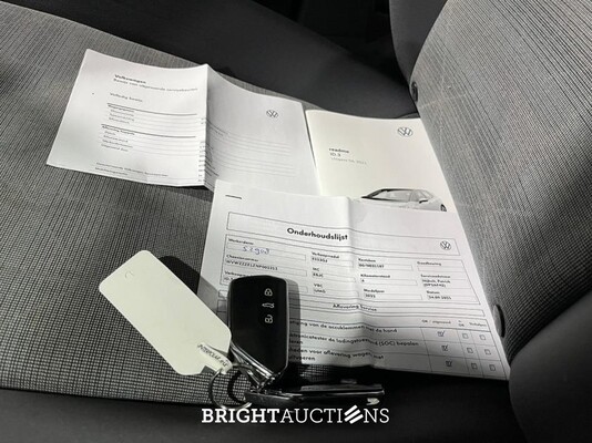 Volkswagen ID.3 Life 58 kWh 143pk 2021 (Origineel-NL), N-079-FZ