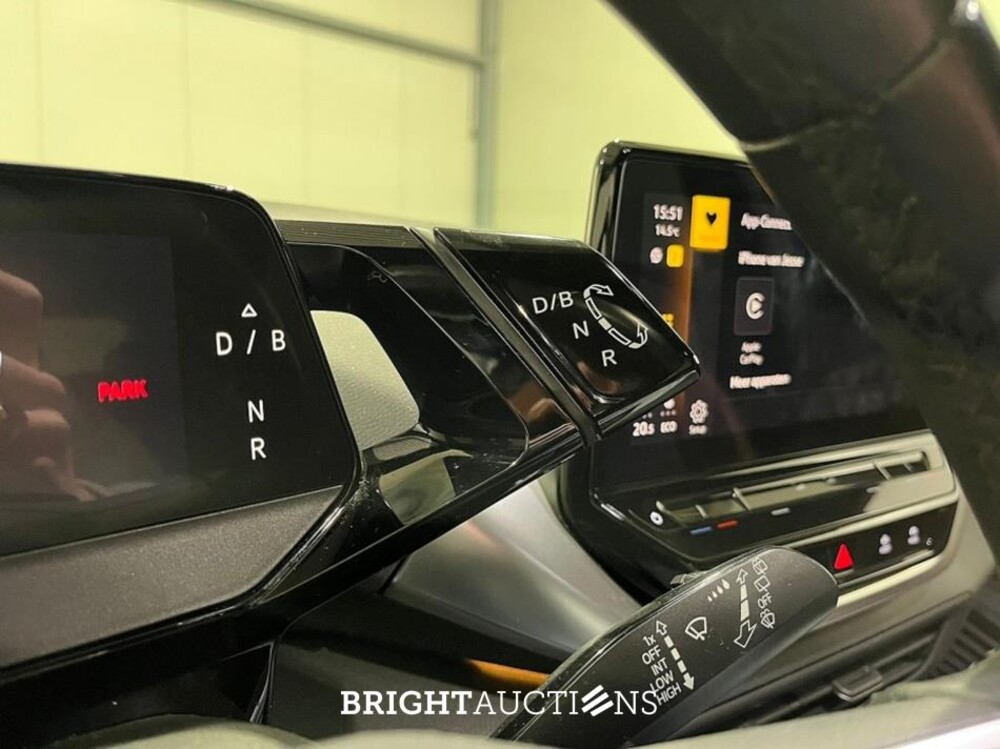 Volkswagen ID.4 Business 77 kWh 204pk 2021 (Origineel-NL), L-815-LS