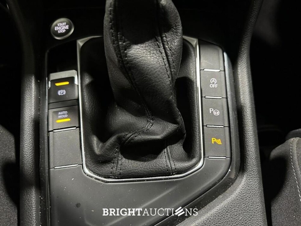 Volkswagen Tiguan Life Business 1.5 TSI 131pk 2021 (Origineel-NL), K-182-JS