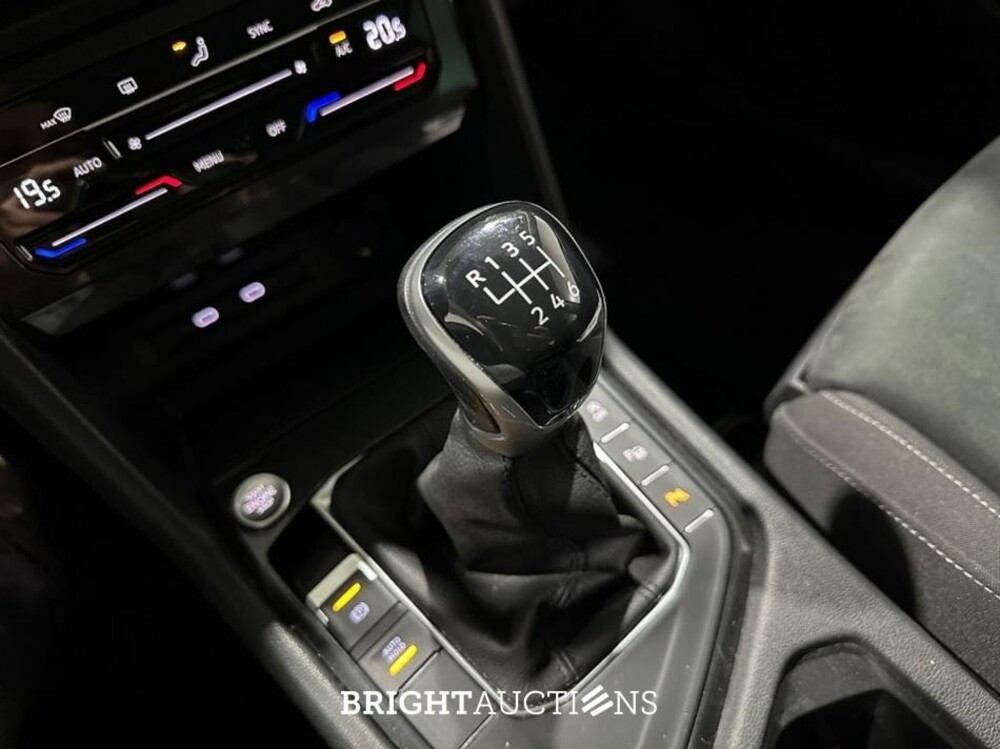 Volkswagen Tiguan Life Business 1.5 TSI 131pk 2021 (Origineel-NL), K-182-JS