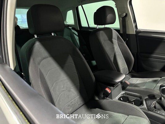Volkswagen Tiguan Life Business 1.5 TSI 131pk 2021 (Origineel-NL), K-182-JS