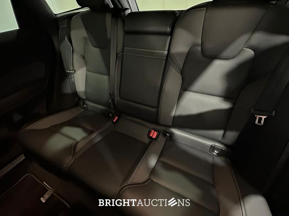 Volvo XC60 B4 R-Design 2.0 197pk 2021 (Origineel-NL), K-849-ZS