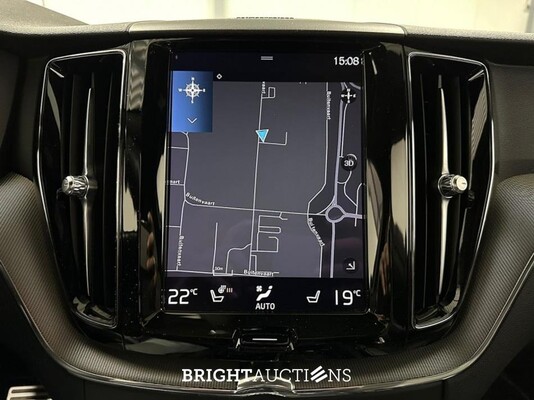 Volvo XC60 B4 R-Design 2.0 197pk 2021 (Origineel-NL), K-849-ZS