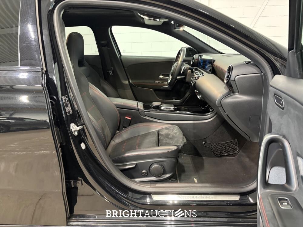 Mercedes-Benz A 180 Business Solution AMG 136pk 2020 (Origineel-NL) A-klasse, H-113-FV