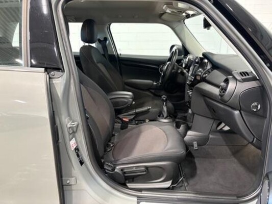 MINI Mini One Business Edition 1.5 102pk 2020 (Origineel-NL), H-423-VS