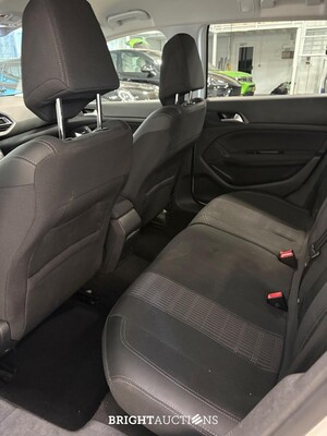 Peugeot 308 SW Allure 1.2 PureTech 131pk 2021, P-660-KD