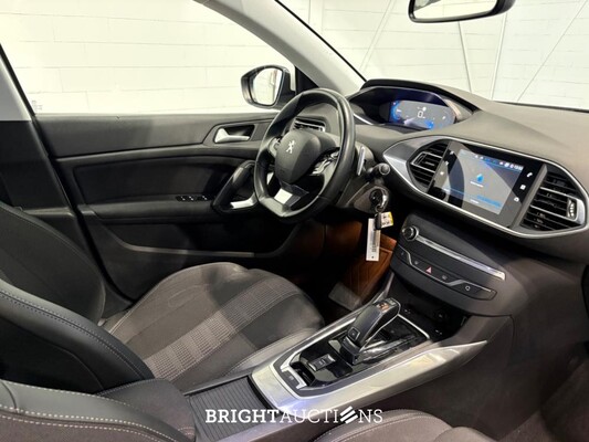 Peugeot 308 SW Allure 1.2 PureTech 131pk 2021, P-660-KD