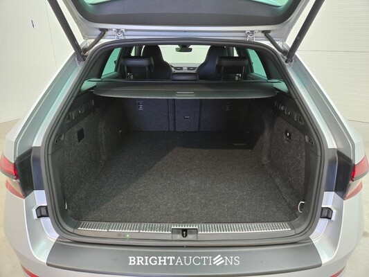 Škoda Superb Combi iV Sportline Business 1.4 TSI 272pk 2021 (Origineel-NL), N-498-TH