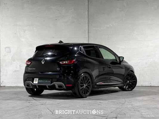 Renault Clio 1.6 R.S. Trophy 220pk 2015, K-787-PD