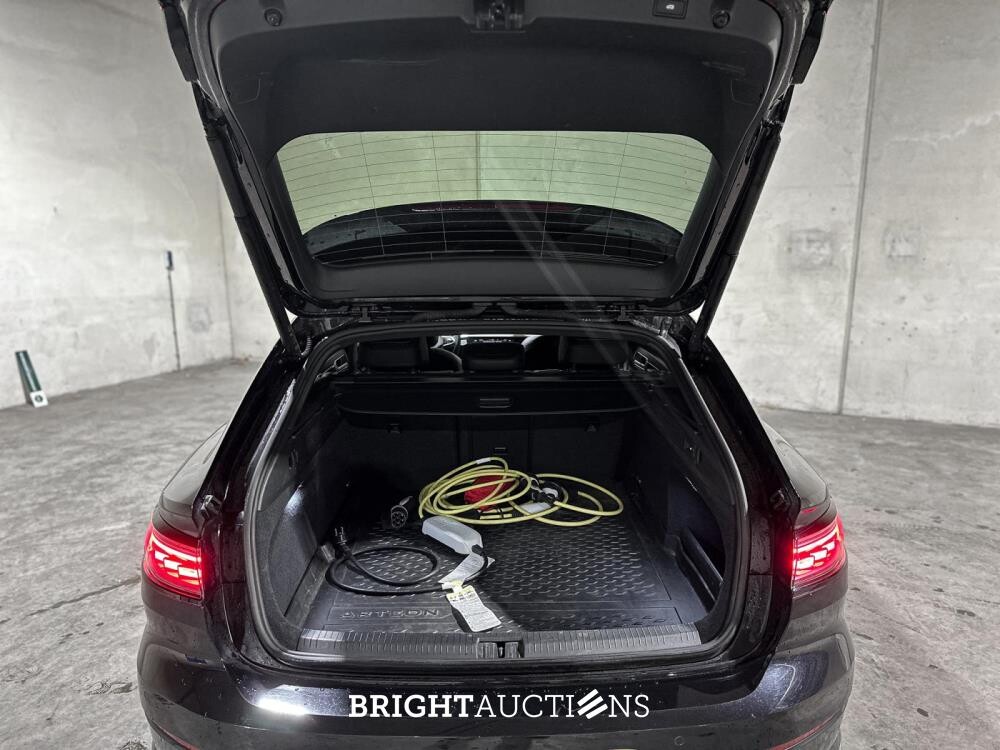 Volkswagen Arteon Shooting Brake 1.4 eHybrid 160kW 6-DSG R-Line Business+ 218hp 2022 (Original-NL+1st owner), P-946-TG