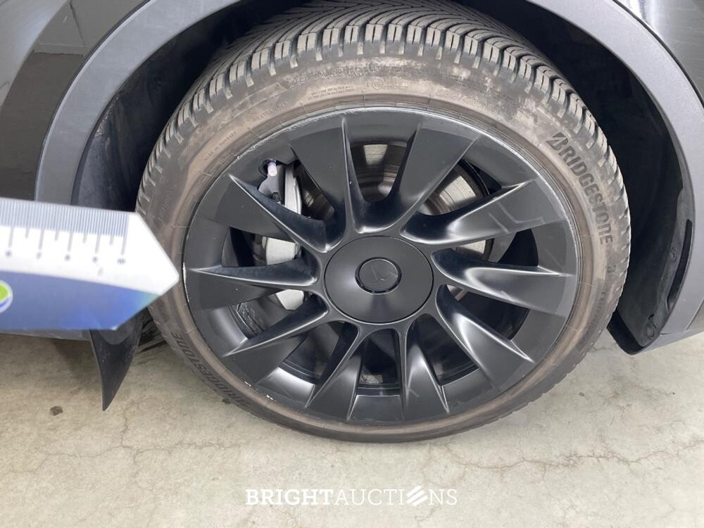 Tesla Model Y Long Range AWD 75 kWh 351pk 2021, P-271-KF