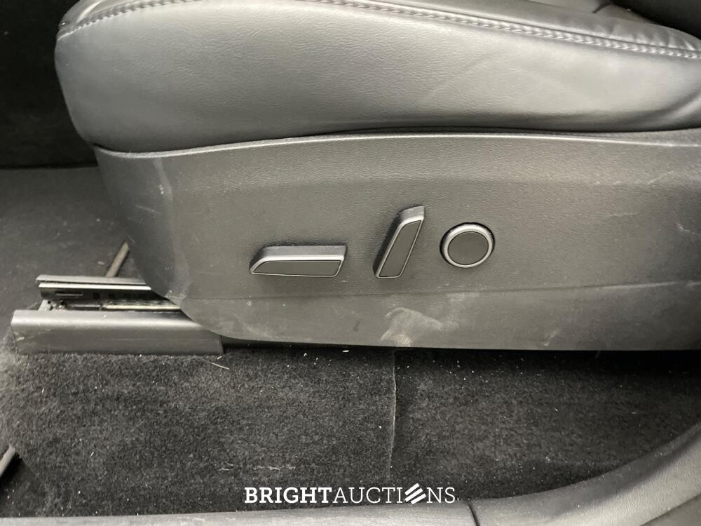Tesla Model Y Long Range AWD 75 kWh 351pk 2021, P-271-KF