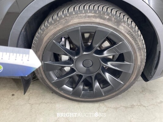 Tesla Model Y Long Range AWD 75 kWh 351pk 2021, P-271-KF
