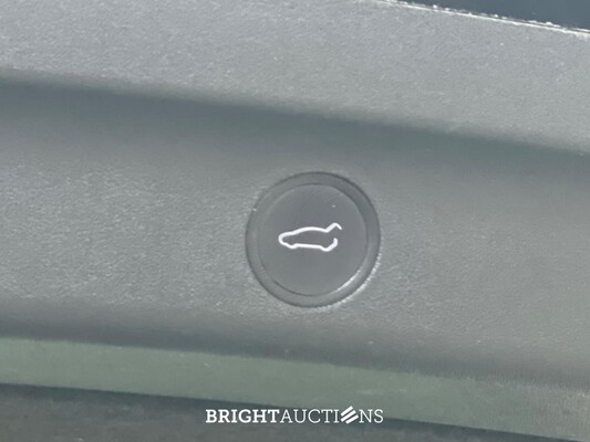 Tesla Model Y Long Range AWD 75 kWh 351pk 2021, P-271-KF