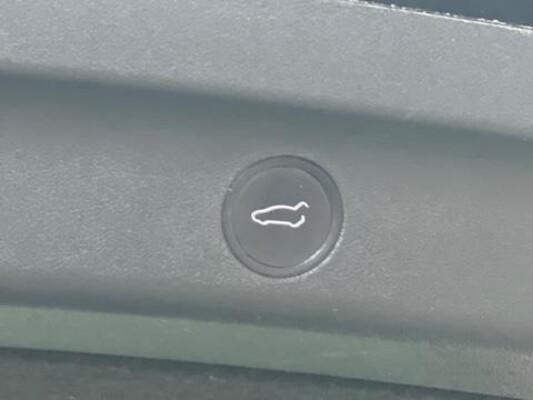 Tesla Model Y Long Range AWD 75 kWh 351pk 2021, P-271-KF