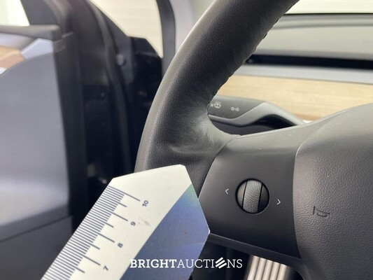 Tesla Model Y Long Range AWD 75 kWh 351pk 2021, P-271-KF