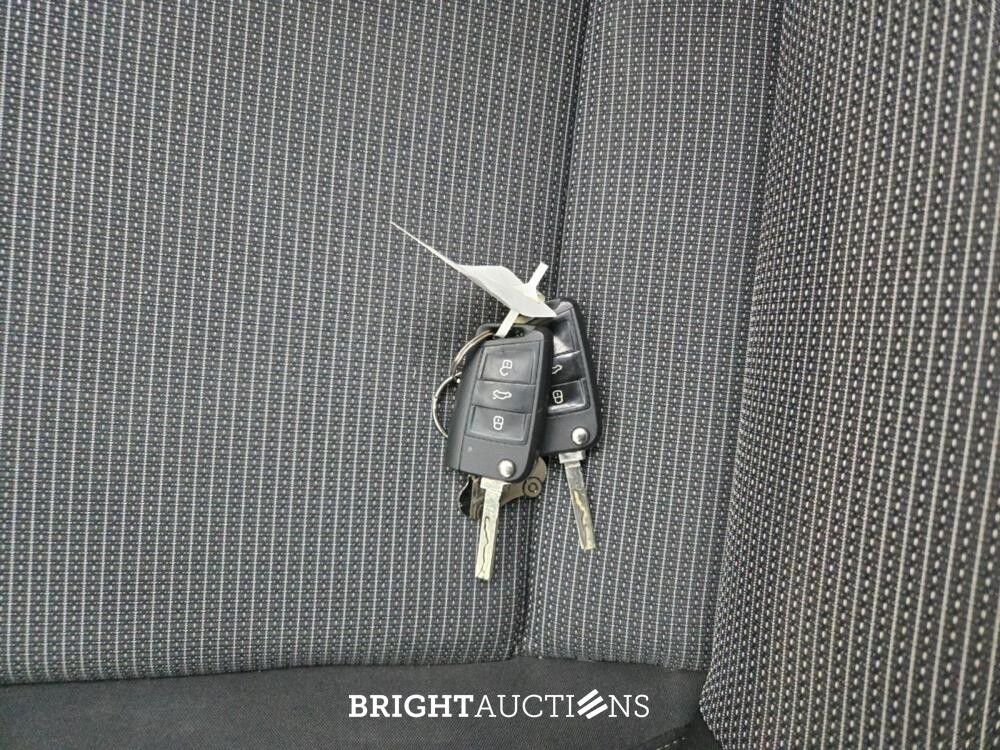 SEAT Leon ST EcoTSI Business Intense 1.0 116pk 2019, J-671-TB