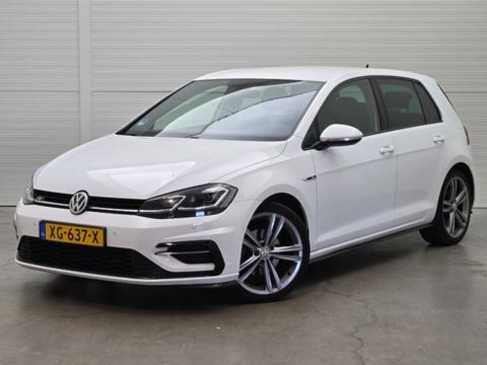 Volkswagen Golf Highline Business R 1.5 TSI 150pk 2019 (Origineel-NL), XG-637-X