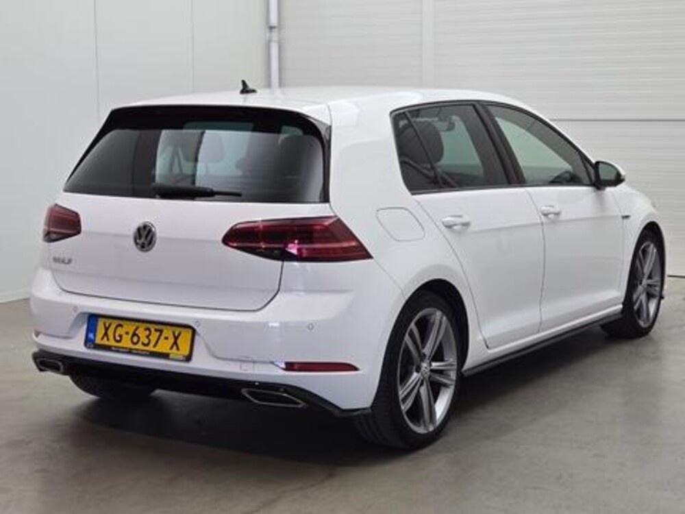 Volkswagen Golf Highline Business R 1.5 TSI 150pk 2019 (Origineel-NL), XG-637-X
