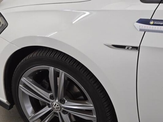 Volkswagen Golf Highline Business R 1.5 TSI 150pk 2019 (Origineel-NL), XG-637-X