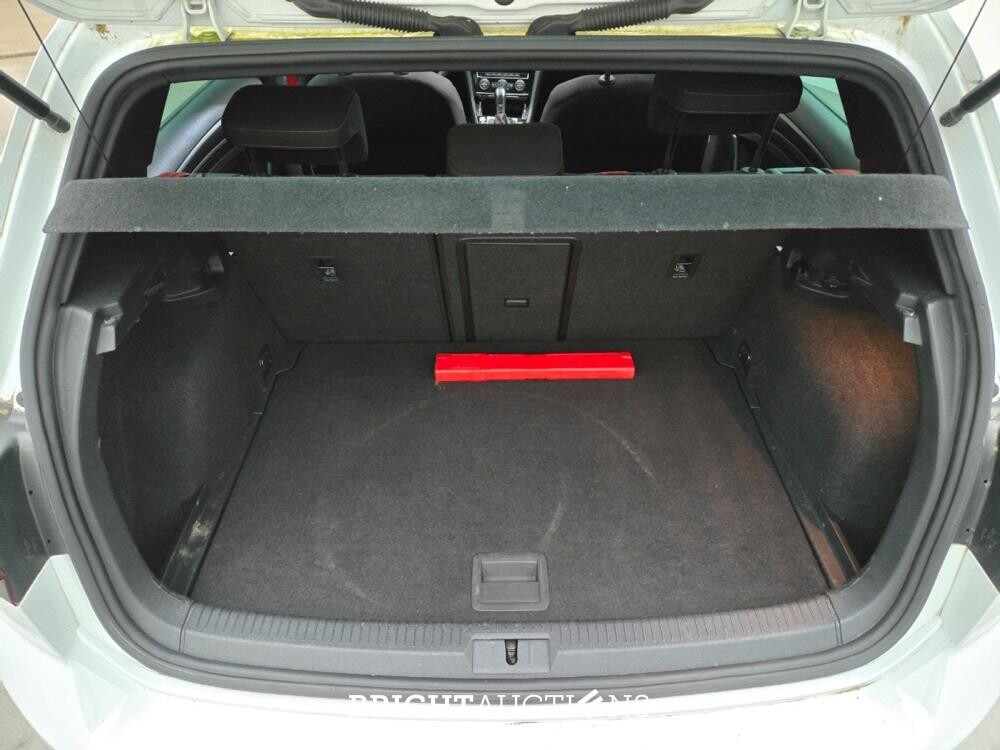 Volkswagen Golf GTI Performance 2.0 TSI 245pk 2017, L-416-LR