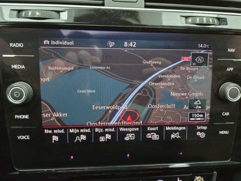 Volkswagen Golf GTI Performance 2.0 TSI 245pk 2017, L-416-LR