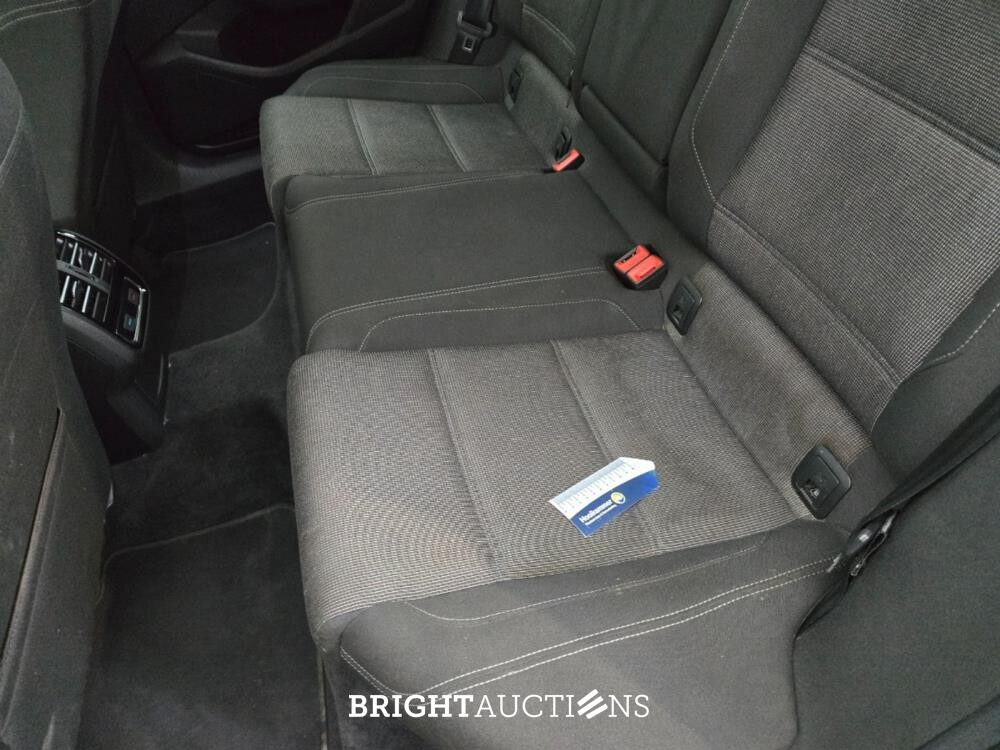 Volkswagen Passat Variant ACT Connected Series 1.4 TSI 150pk 2016 (Origineel-NL), JJ-820-G