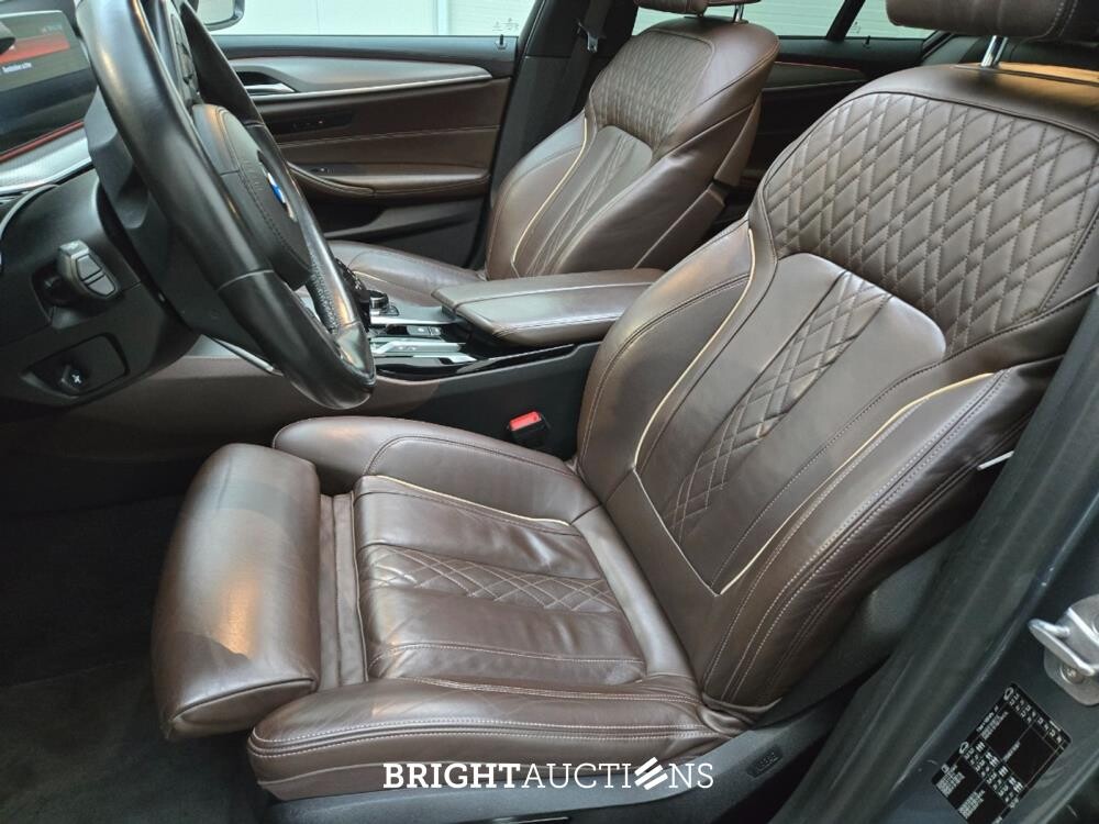 BMW 5-serie High Executive 252pk 2017 (Origineel-NL), NJ-960-R