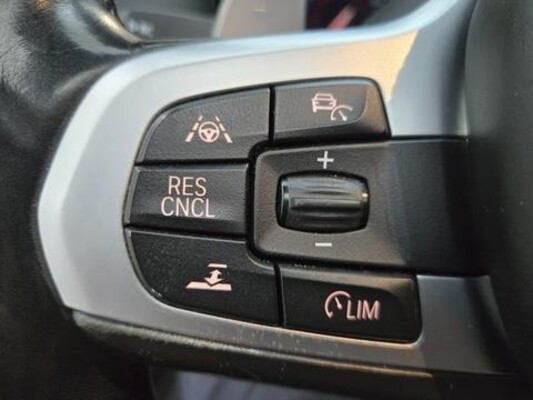 BMW 5-serie High Executive 252pk 2017 (Origineel-NL), NJ-960-R