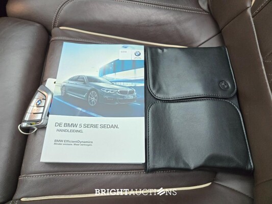 BMW 5-serie High Executive 252pk 2017 (Origineel-NL), NJ-960-R