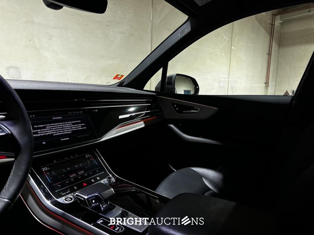 Audi Q7 55 TFSI e Quattro Pro Line Plus 3.0 380pk 2020, N-611-PF