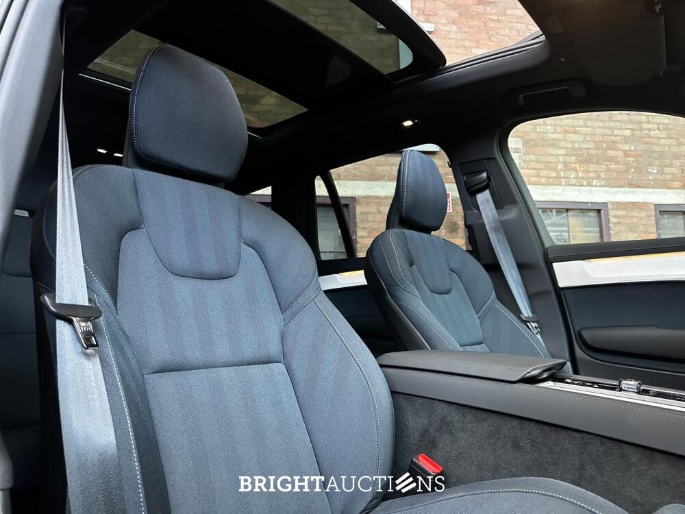 Volvo XC90 T8 AWD Plus Dark 457hp 2025 7-Personen (1.100 KM) Herstellergarantie
