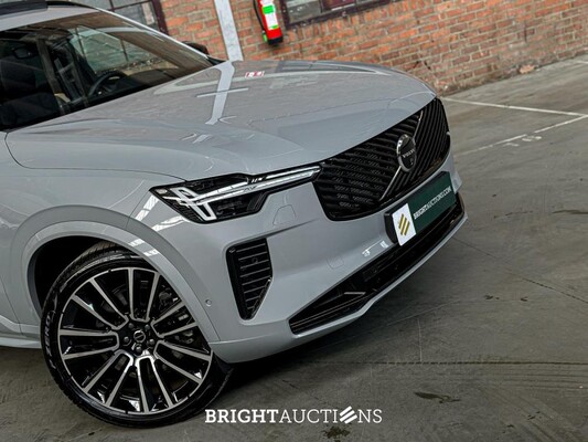 Volvo XC90 T8 AWD Plus Dark 457pk 2025 7-Persoons (1.100 KM) Fabrieksgarantie
