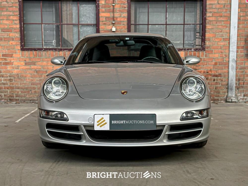 Porsche 911 Carrera 3.6 997 Coupé 325pk 2004 Youngtimer