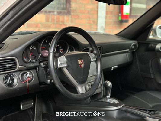 Porsche 911 Carrera 3.6 997 Coupé 325pk 2004 Youngtimer