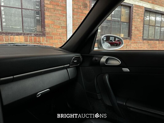 Porsche 911 Carrera 3.6 997 Coupe 325hp 2004 Youngtimer