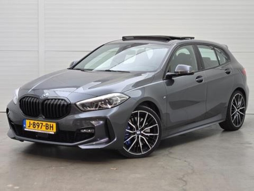 BMW 1-serie Executive Edition 140pk 2020 (Origineel-NL), J-897-BH
